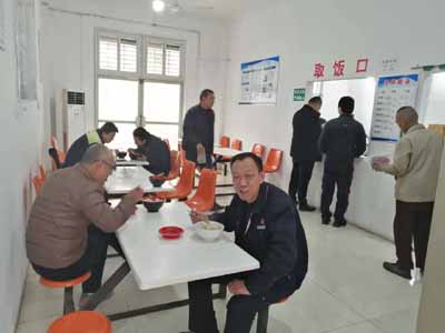 1576566972726780.jpg 各基層單位:飯菜質量顯著提高.jpg